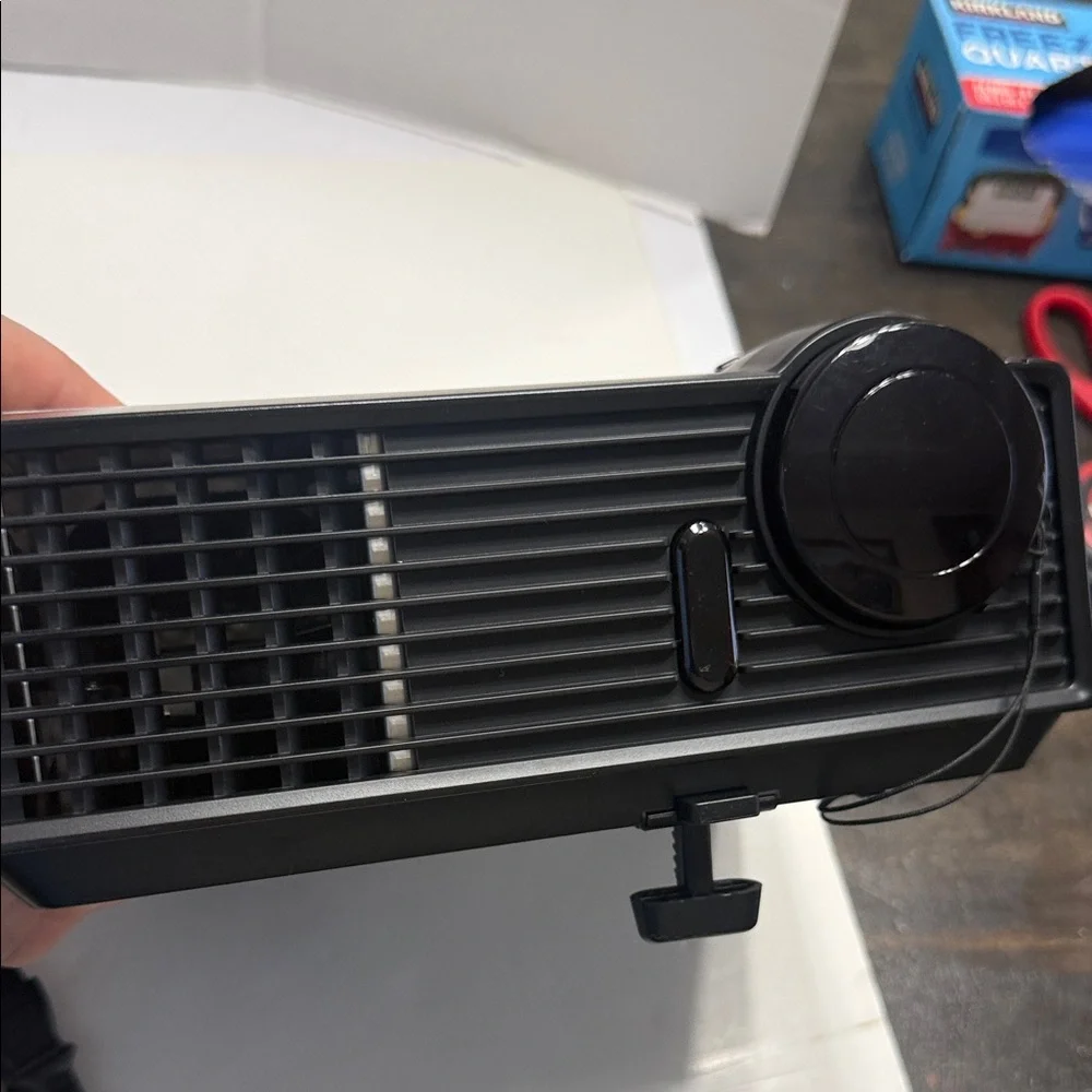 OPTOMA EP716 DLP PORTABLE PROJECTOR